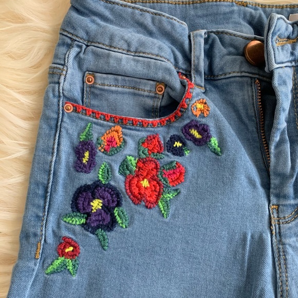 ASOS Floral Embroidered Stretch Skinny Jean 24 - Picture 6 of 7